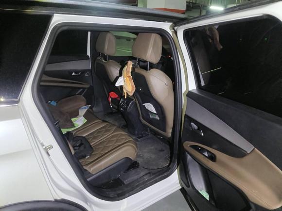 [杭州·浙A] 二手标致标致50082017款 380THP 7座豪华GT版