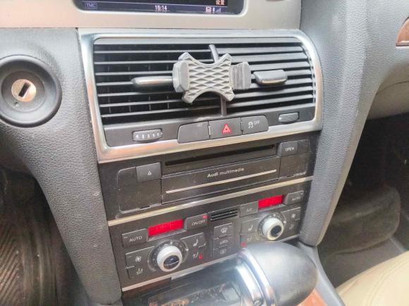 [深圳·粤B] 二手奥迪奥迪Q72014款 35 TFSI 运动型