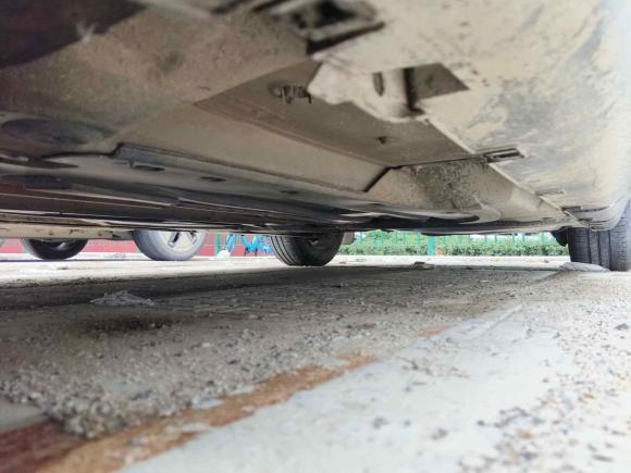 [武汉·鄂A] 二手雪铁龙雪铁龙C52014款 2.0L 自动尊悦型