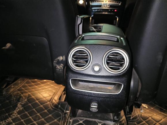 [武汉·鄂A] 二手奔驰奔驰GLC2021款 GLC 260 L 4MATIC 动感型