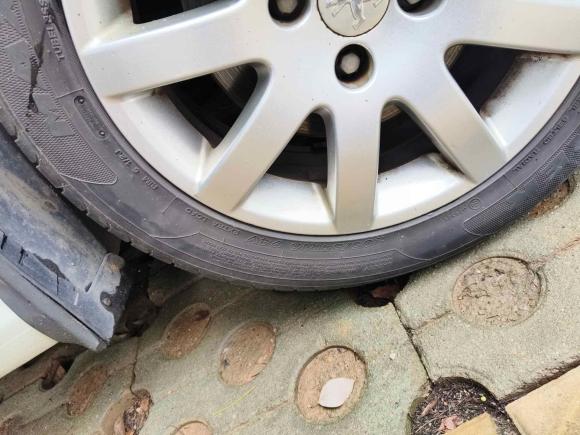 [武汉·鄂A] 二手标致标致3082014款 乐享版 经典 1.6L 自动优尚型