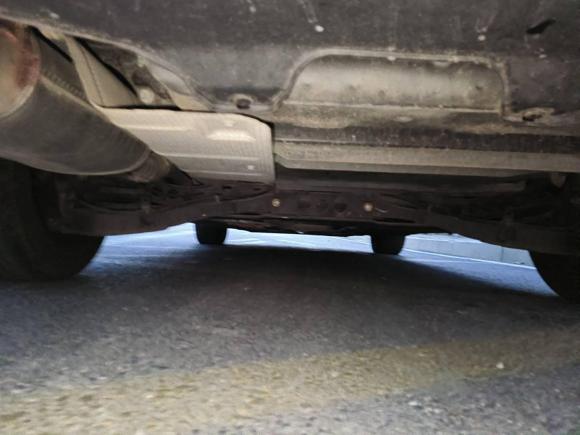 [青岛·沪M] 二手荣威荣威e5502016款 尊享版