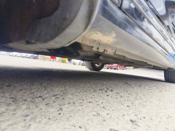 [济南·鲁A] 二手别克君越2013款 2.4L SIDI领先舒适型