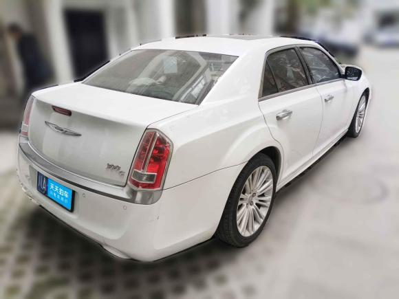 [成都·川A] 二手克莱斯勒克莱斯勒300C2014款 3.0L 卓越版