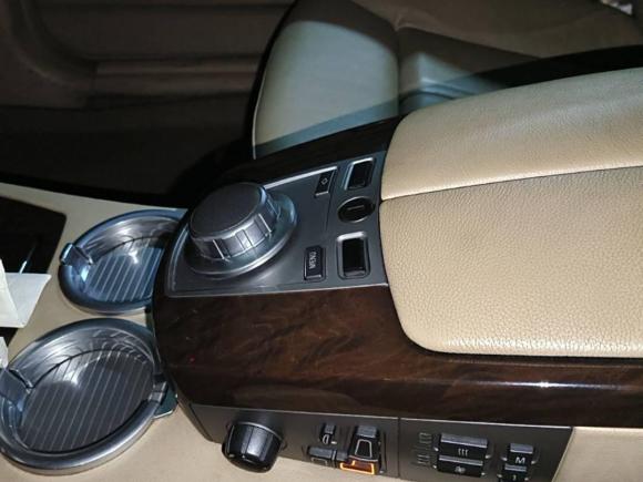 [杭州·浙A] 二手宝马宝马7系2005款 750Li