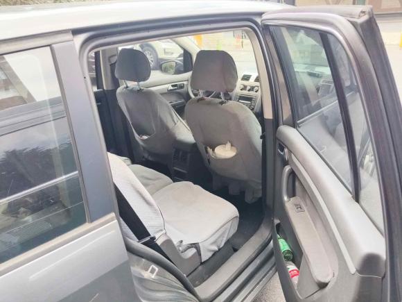 [上海·沪A] 二手大众途安2013款 1.4T 手动风尚版5座