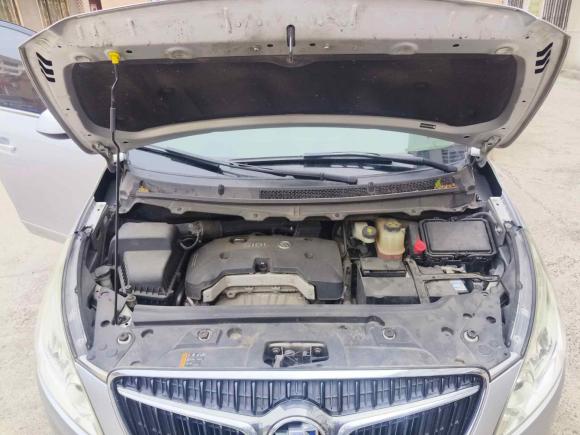 [青岛·鲁B] 二手别克别克GL82017款 25S 豪华型 国V