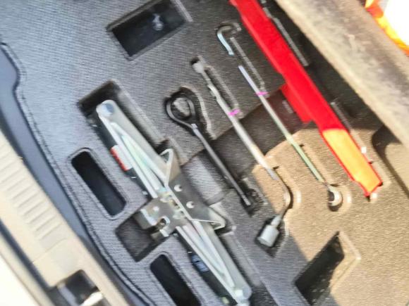 [上海·沪B] 二手丰田凯美瑞2021款 双擎 2.5HG 豪华版