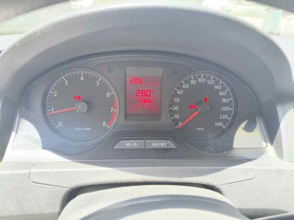 [南京·苏A] 二手大众桑塔纳2013款 1.6L 手动风尚版