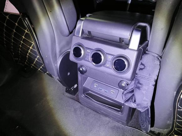 [广州·粤A] 二手路虎发现2017款 3.0 SC V6 HSE LUXURY