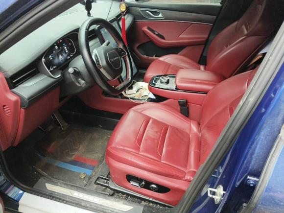 [成都·川B] 二手SERES赛力斯赛力斯SF52021款 四驱自由远征版