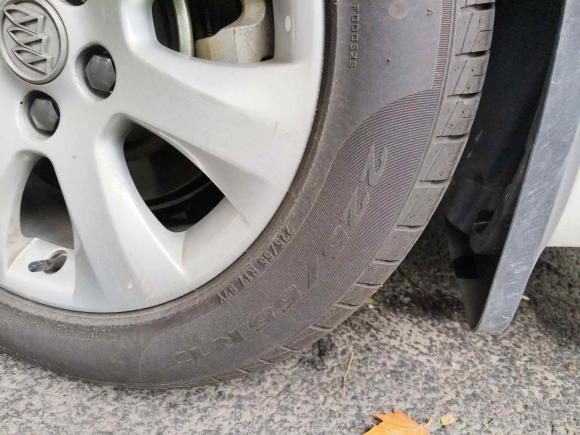 [无锡·苏B] 二手别克君威2015款 1.6T 领先技术型