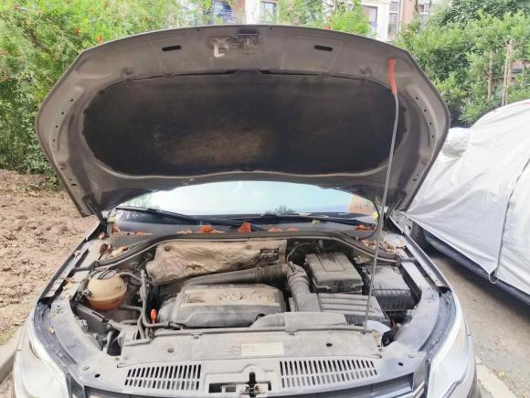 [上海·沪A] 二手大众途观2010款 2.0TSI 自动四驱旗舰版