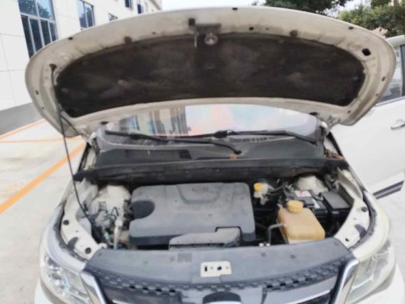 [广州·粤R] 二手宝骏宝骏7302016款 1.5L 手动舒适型 7座 国V