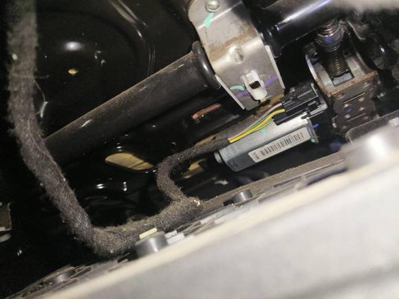 [深圳·粤B] 二手路虎揽胜极光2014款 2.0T 5门耀动版