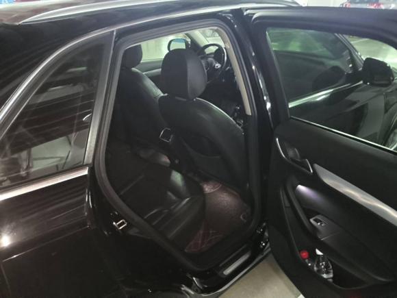 [上海·苏A] 二手奥迪奥迪Q32015款 35 TFSI 舒适型