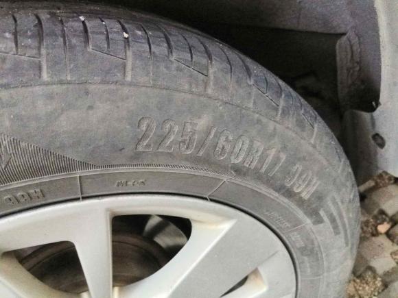 [广州·粤A] 二手东风风度东风风度MX62015款 2.0L CVT四驱梦想版