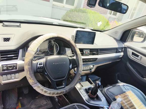 [上海·豫S] 二手东风风行风行SX62021款 1.6L 手动环球纪念版