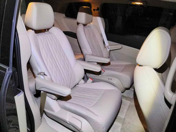 [深圳·粤B] 二手别克别克GL82023款 陆上公务舱 尊贵型