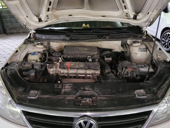 [成都·川A] 二手大众朗逸2011款 1.6L 手动品悠版