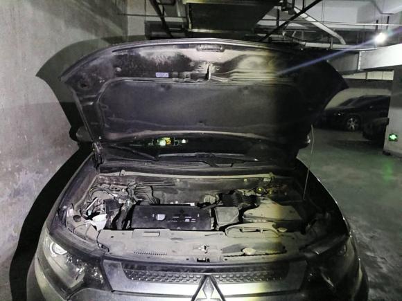 [上海·皖J] 二手三菱欧蓝德2019款 2.0L 两驱畅享版 5座 国V