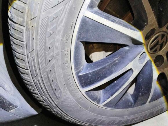 [济南·鲁A] 二手大众途观2013款 1.8TSI 自动四驱豪华型