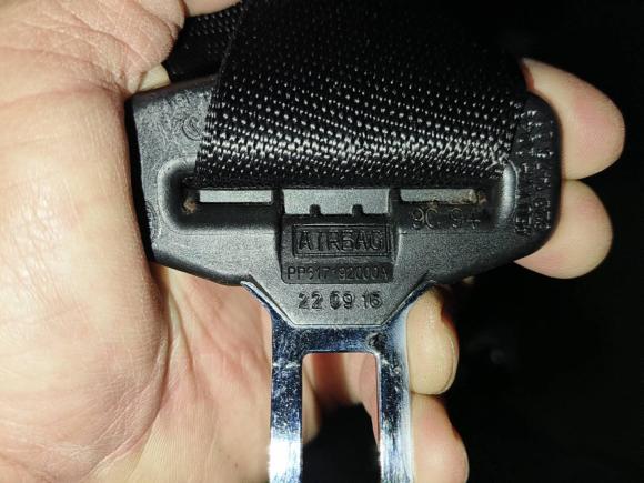 [武汉·鄂A] 二手奔驰奔驰C级2016款 C 200 L 运动型