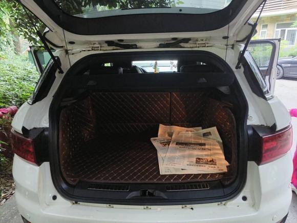 [成都·川A] 二手陆风陆风X72015款 2.0T 全景尊贵版