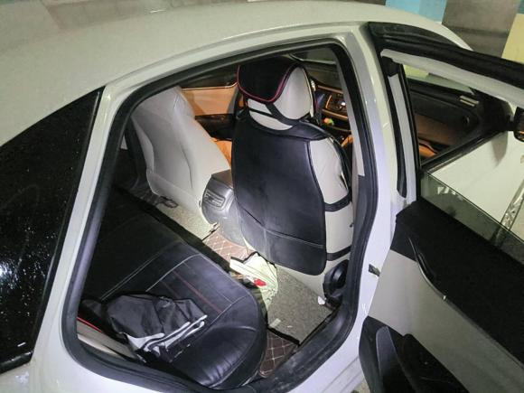 [上海·赣E] 二手别克英朗2017款 15N 手动精英型