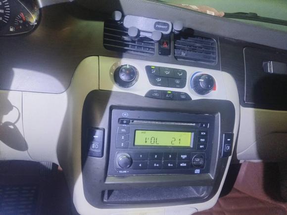 [深圳·粤B] 二手江汽集团瑞风2015款 2.0L穿梭 汽油长轴标准版HFC4GA3-3D