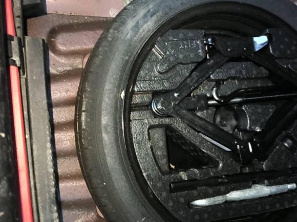 [上海·沪A] 二手荣威荣威Ei52018款 互联网豪华版