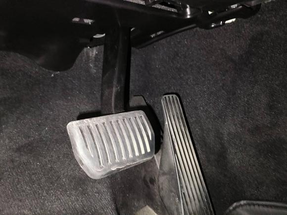 [深圳·粤B] 二手沃尔沃沃尔沃S90插电式混动2023款 T8插电式混合动力 四驱长续航智雅豪华版