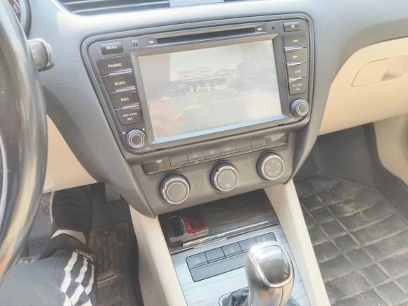 [杭州·赣L] 二手斯柯达明锐2015款 1.6L 自动逸俊版