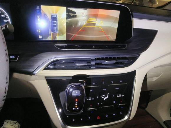 [上海·京N] 二手别克别克GL82023款 ES陆尊 豪华型