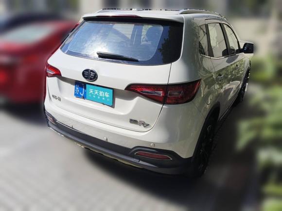 [无锡·苏J] 二手一汽森雅R72017款 1.6L 自动智能型