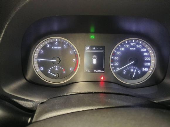 [义乌·川L] 二手现代途胜2015款 1.6T 双离合两驱领先型