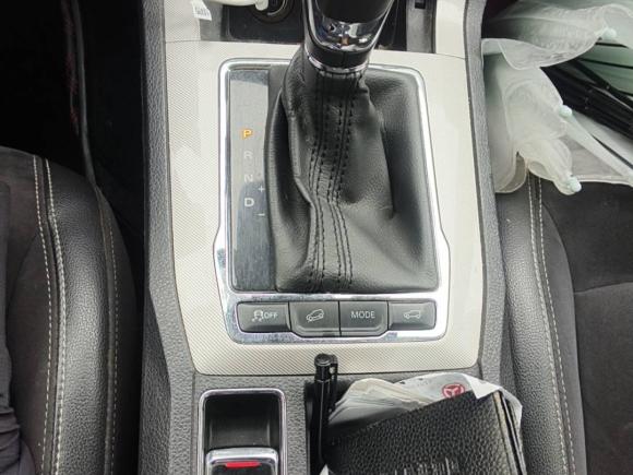 [上海·沪A] 二手荣威荣威RX5新能源2017款 eRX5 50T 混动互联尊荣旗舰版