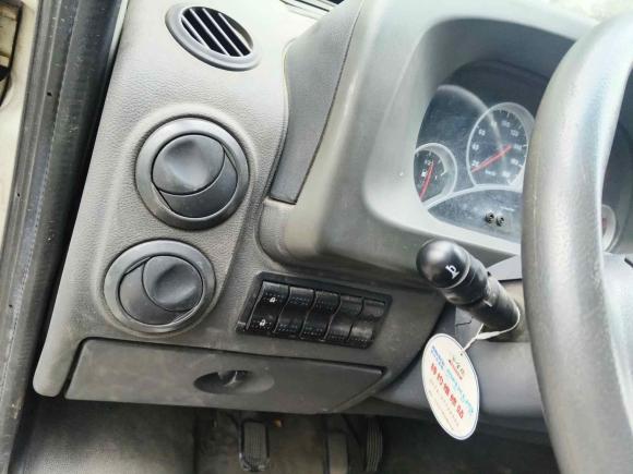 [宁波·浙B] 二手依维柯依维柯褒迪2013款 2.8T-A32 快运版