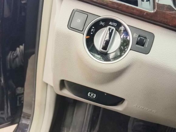 [上海·沪A] 二手奔驰奔驰E级2012款 E 200 L CGI优雅型