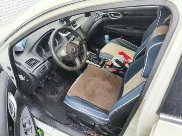 [成都·川A] 二手日产轩逸2016款 1.6XL 手动豪华版