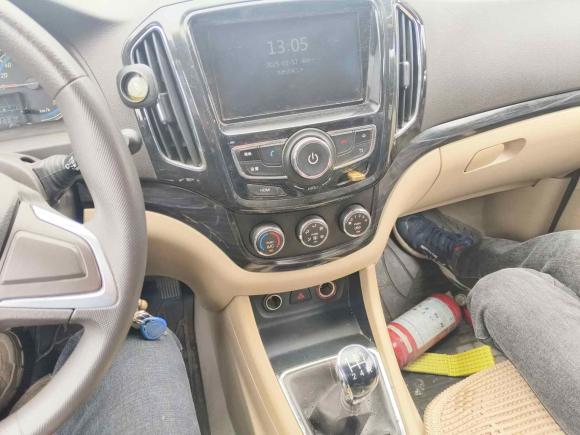 [广州·粤L] 二手宝骏宝骏7302014款 1.5L 手动舒适型 7座