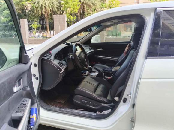 [佛山·粤Y] 二手本田歌诗图2014款 2.4L 豪华版