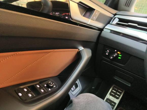 [上海·沪B] 二手大众一汽-大众CC2021款 猎装车 380TSI 猎心版