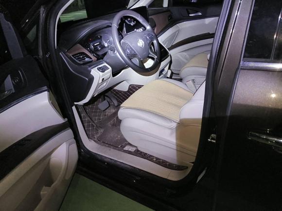 [青岛·鲁B] 二手别克别克GL82021款 陆上公务舱 652T 豪华型