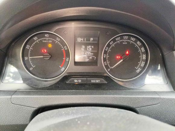 [广州·粤L] 二手斯柯达昕锐2016款 1.6L 自动尊行版