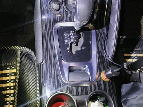 [成都·川A] 二手标致标致30082015款 2.0L 自动潮流版