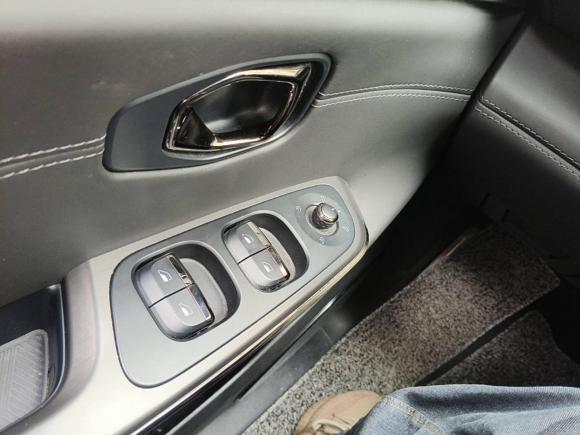 [上海·沪A] 二手蔚来蔚来ES62020款 430KM 性能版