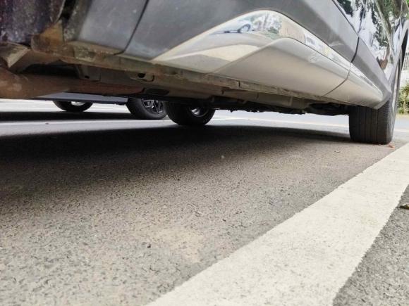 [无锡·苏B] 二手君马汽车君马MEET 3(美图3)2018款 1.5T CVT豪华型