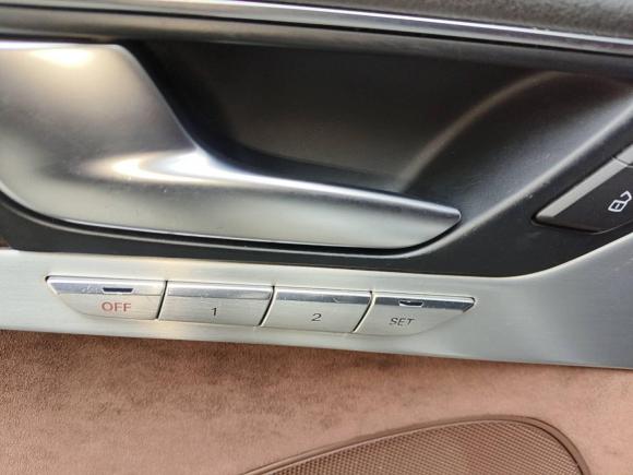 [常州·苏D] 二手奥迪奥迪A82013款 A8L 45 TFSI quattro舒适型