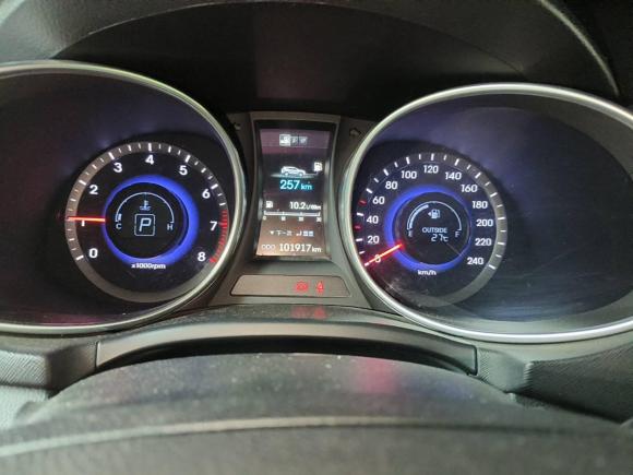 [广州·川A] 二手现代胜达2015款 2.0T 自动四驱智能型 7座